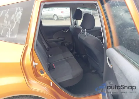 2010 Honda Fit Sport из США, поврежденный, VIN JHMGE8H47AS020076